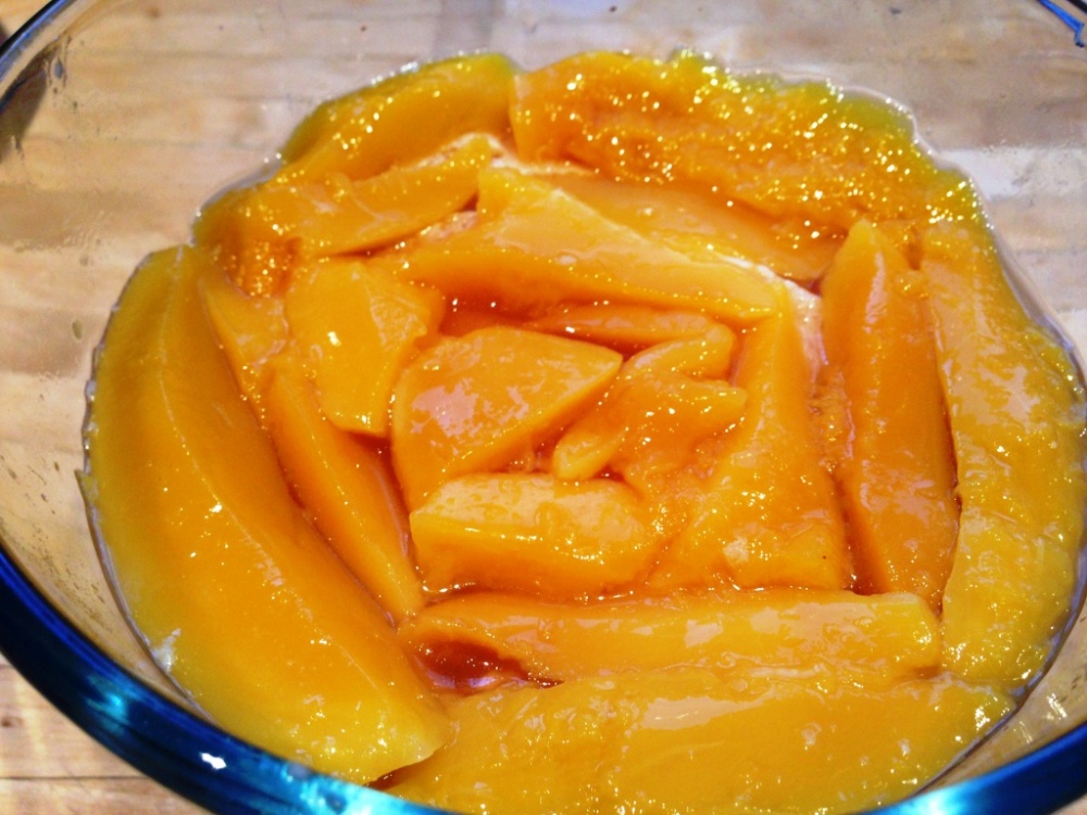 mango slices layered in trifle orange recipe using jelly